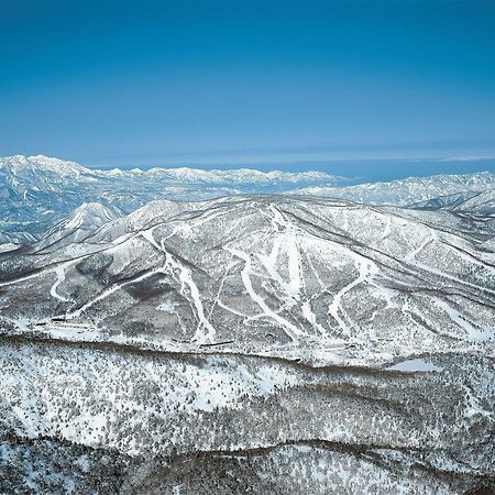 Shiga Kogen Prince East Hotel Яманучи Екстериор снимка