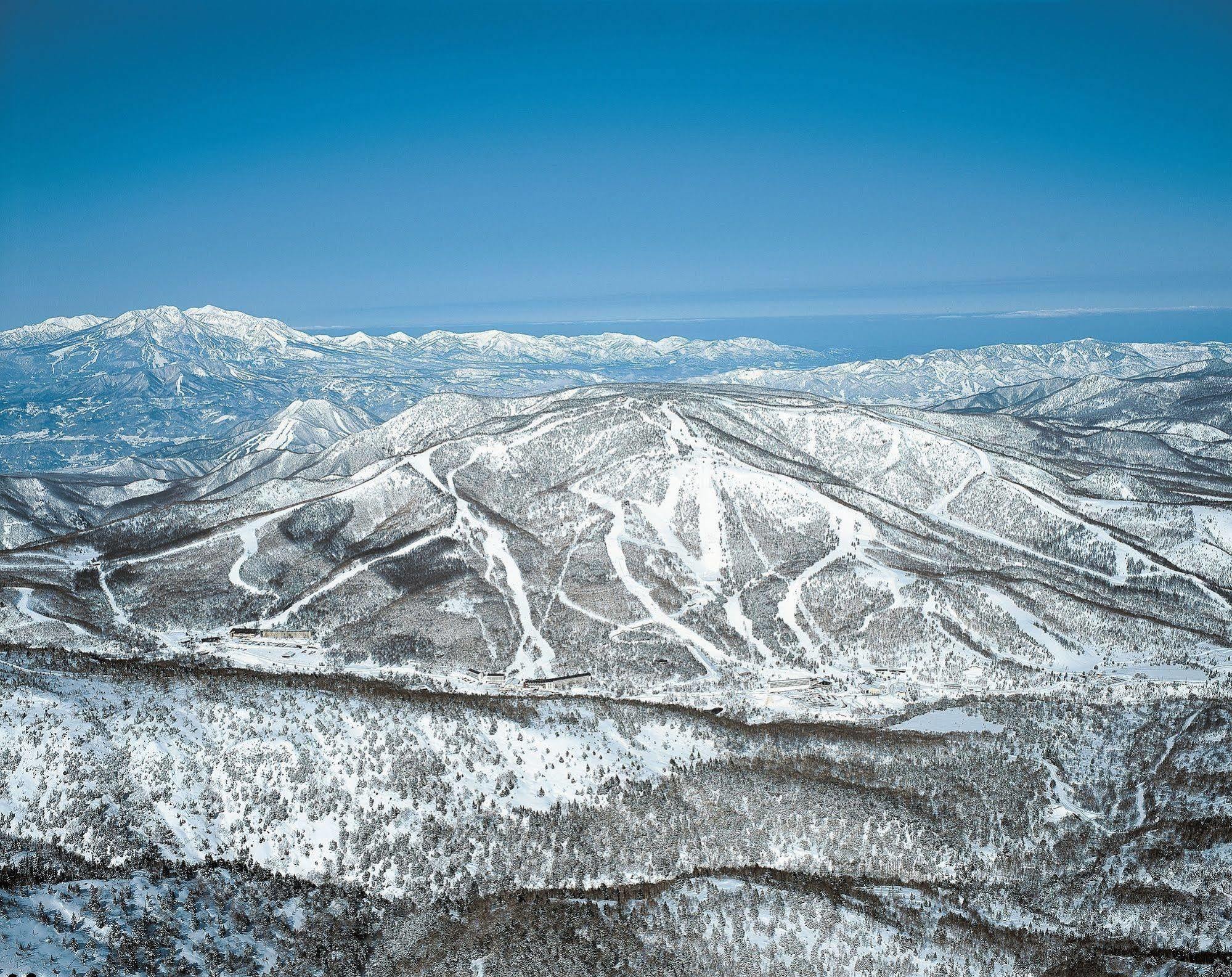 Shiga Kogen Prince East Hotel Яманучи Екстериор снимка